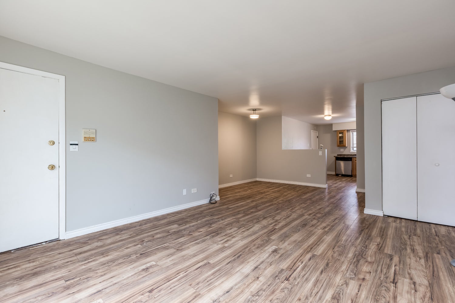 10429 DEARLOVE Road 4