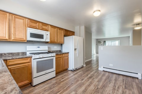 Tiny photo for 10429 DEARLOVE Road #4, Glenview, IL 60025 (MLS # 12765586)