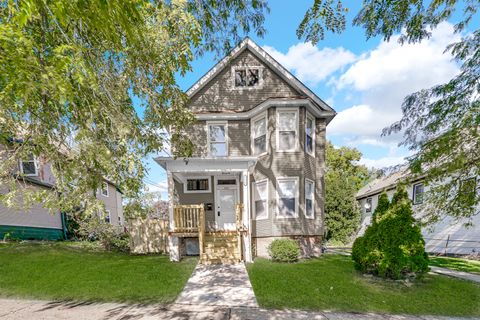 328 South Avenue Waukegan IL 60085