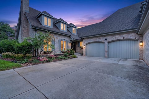 Photo of 10 Tartan Ridge Road, Burr Ridge, IL 60527 (MLS # 12756970)