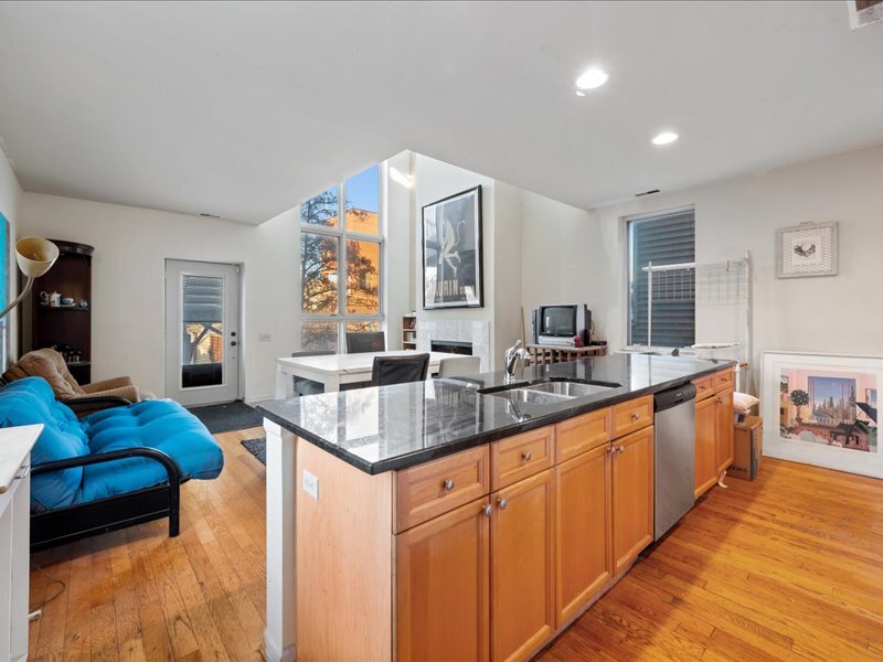 1412 W Diversey Parkway B