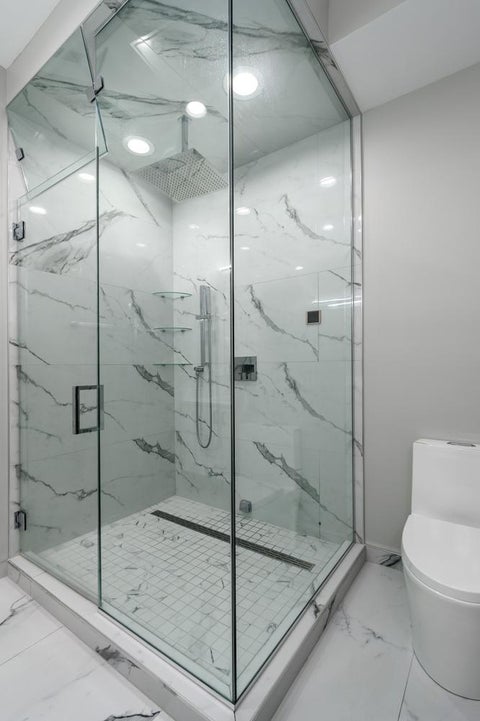 Tiny photo for 3056 N Lincoln Avenue #3, Chicago, IL 60657 (MLS # 12754058)
