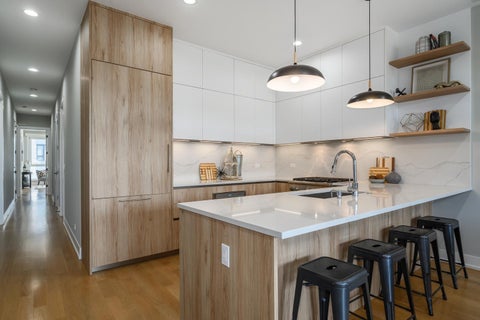 Tiny photo for 3056 N Lincoln Avenue #3, Chicago, IL 60657 (MLS # 12754058)