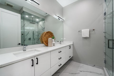 Tiny photo for 3056 N Lincoln Avenue #3, Chicago, IL 60657 (MLS # 12754058)