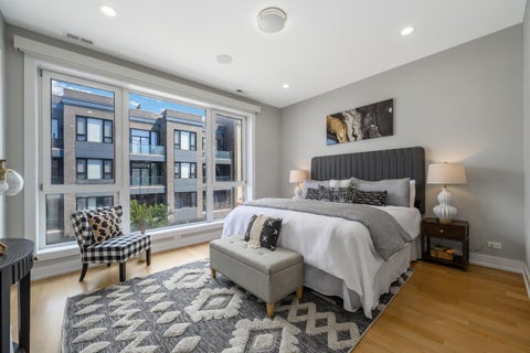 Tiny photo for 3056 N Lincoln Avenue #3, Chicago, IL 60657 (MLS # 12754058)