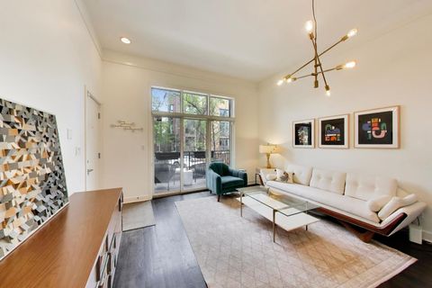 Tiny photo for 1725 W Le Moyne Street #1, Chicago, IL 60622 (MLS # 12630410)