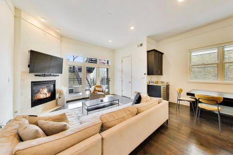 Tiny photo for 1725 W Le Moyne Street #1, Chicago, IL 60622 (MLS # 12630410)