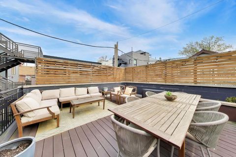 Tiny photo for 1725 W Le Moyne Street #1, Chicago, IL 60622 (MLS # 12630410)