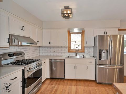 Tiny photo for 16412 Prairie Drive, Tinley Park, IL 60477 (MLS # 12642612)