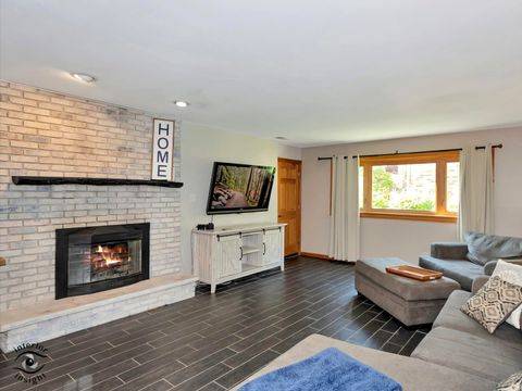 Tiny photo for 16412 Prairie Drive, Tinley Park, IL 60477 (MLS # 12642612)