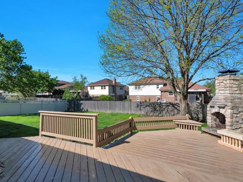 Tiny photo for 16412 Prairie Drive, Tinley Park, IL 60477 (MLS # 12642612)