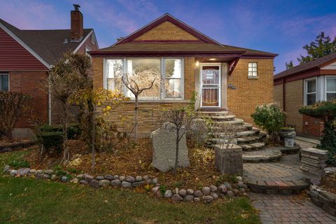 Photo of 7944 S Trumbull Avenue, Chicago, IL 60652 (MLS # 12526776)