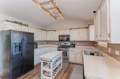 Tiny photo for 511 Edgewater Drive, Minooka, IL 60447 (MLS # 12502624)