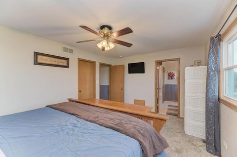 Tiny photo for 511 Edgewater Drive, Minooka, IL 60447 (MLS # 12502624)