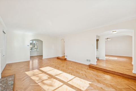 Tiny photo for 3520 FOREST Avenue, Wilmette, IL 60091 (MLS # 12524913)