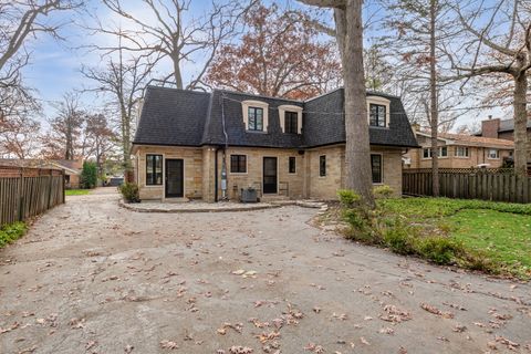 Tiny photo for 3520 FOREST Avenue, Wilmette, IL 60091 (MLS # 12524913)