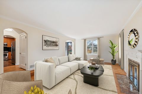 Tiny photo for 3520 FOREST Avenue, Wilmette, IL 60091 (MLS # 12524913)