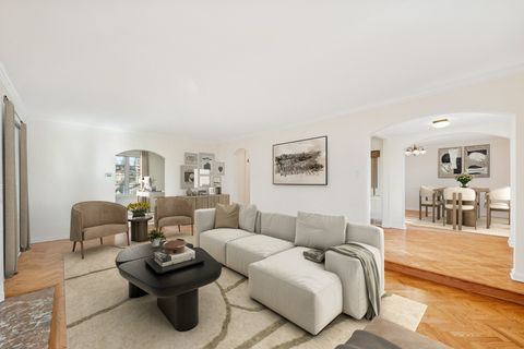 Tiny photo for 3520 FOREST Avenue, Wilmette, IL 60091 (MLS # 12524913)