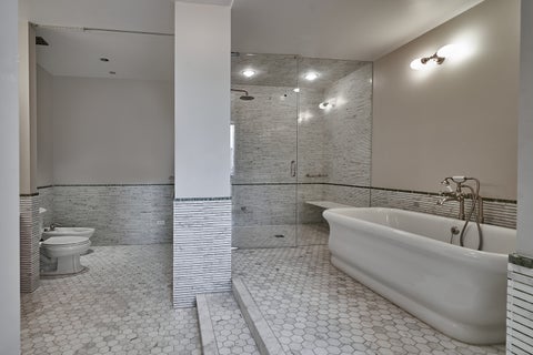 Tiny photo for 200 W Grand Avenue #2700, Chicago, IL 60654 (MLS # 12751124)