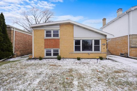 A home in Skokie