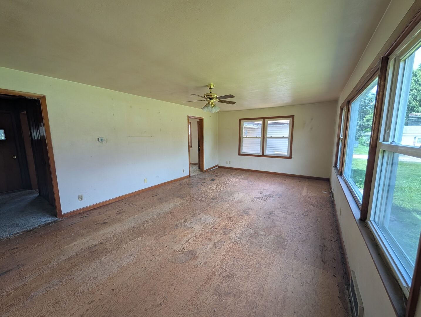 203 E 2nd Street