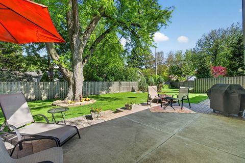 Tiny photo for 223 Willow Lane, Geneva, IL 60134 (MLS # 12647155)