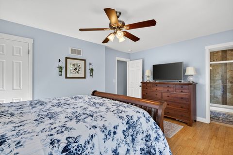 Tiny photo for 223 Willow Lane, Geneva, IL 60134 (MLS # 12647155)
