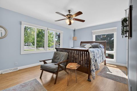 Tiny photo for 223 Willow Lane, Geneva, IL 60134 (MLS # 12647155)