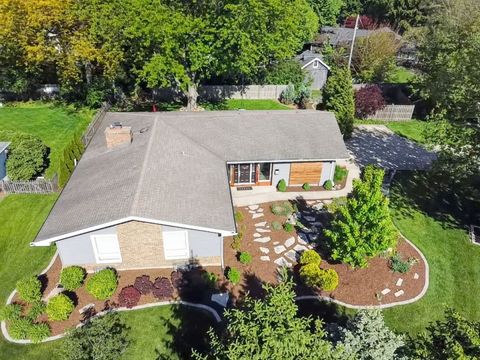 Tiny photo for 223 Willow Lane, Geneva, IL 60134 (MLS # 12647155)