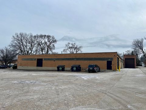 325 4th Street Libertyville IL 60048