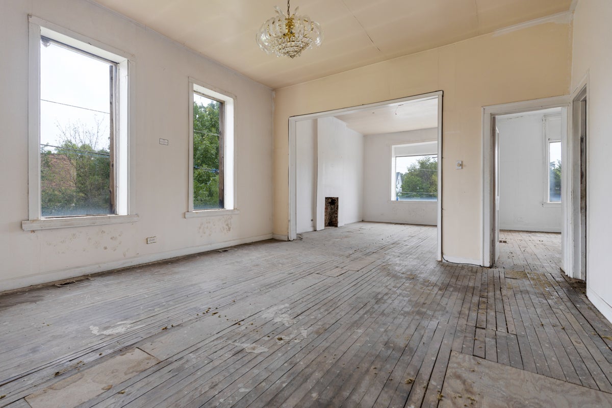 1114 W 51st Street