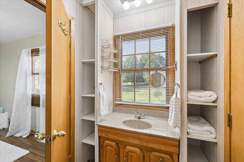 Tiny photo for 710 3rd Street, Colona, IL 61241 (MLS # 12706916)
