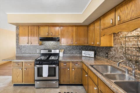 Tiny photo for 710 3rd Street, Colona, IL 61241 (MLS # 12706916)