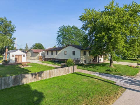 Tiny photo for 710 3rd Street, Colona, IL 61241 (MLS # 12706916)