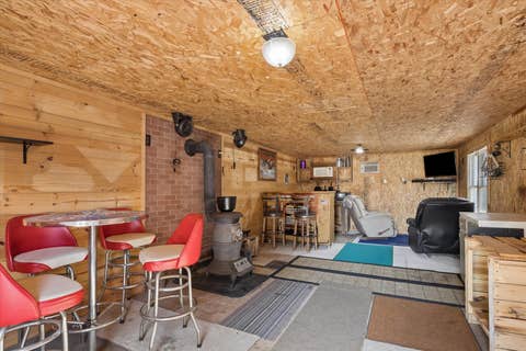 Tiny photo for 710 3rd Street, Colona, IL 61241 (MLS # 12706916)