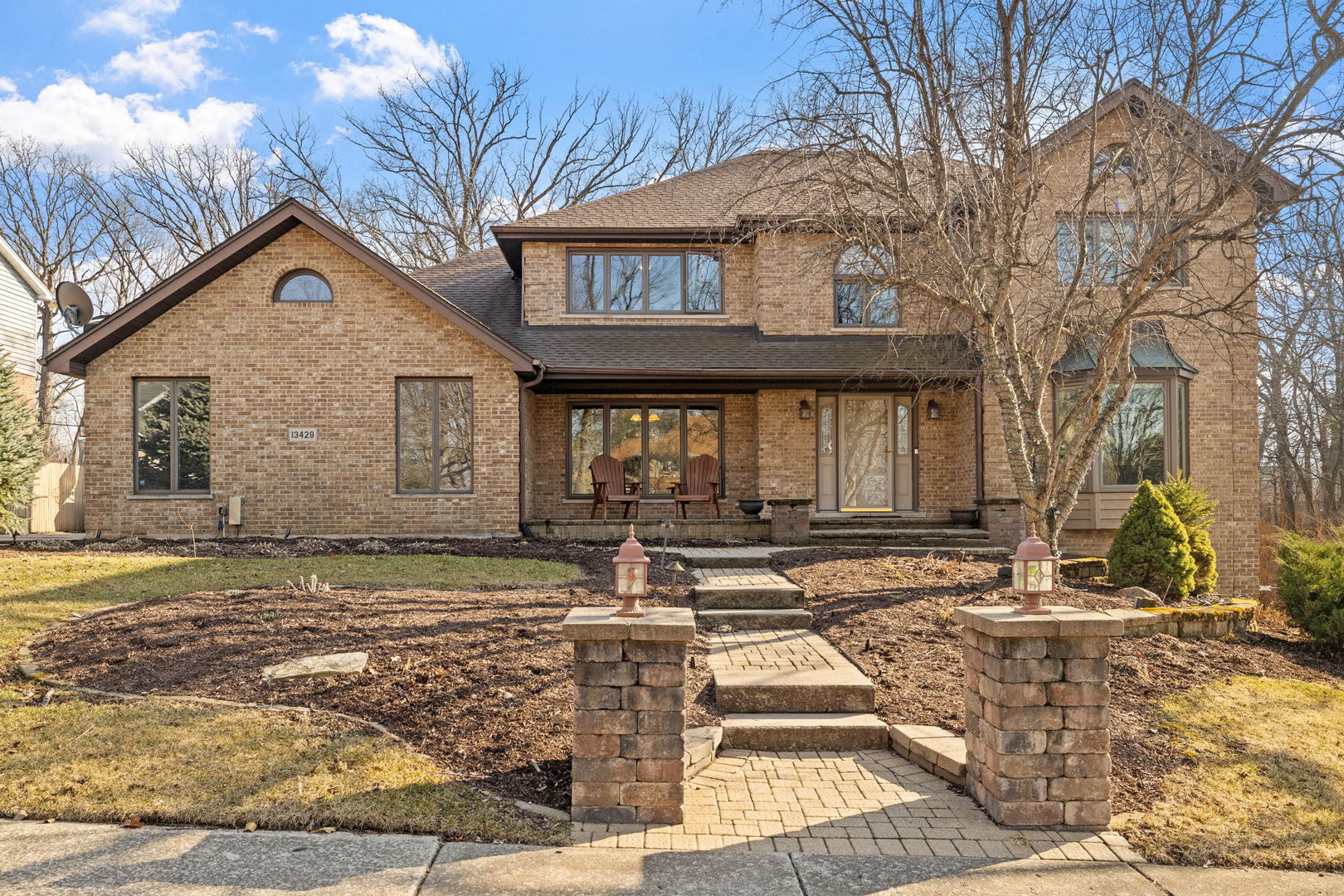 13429 W Oakwood Court