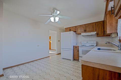 Tiny photo for 701 N Craig Place, Addison, IL 60101 (MLS # 12522931)