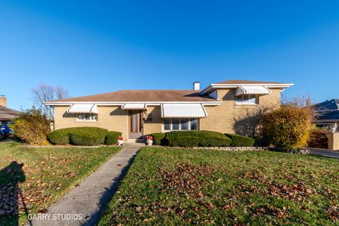 Tiny photo for 701 N Craig Place, Addison, IL 60101 (MLS # 12522931)