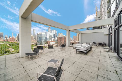 Tiny photo for 1530 S State Street #415, Chicago, IL 60605 (MLS # 12662175)
