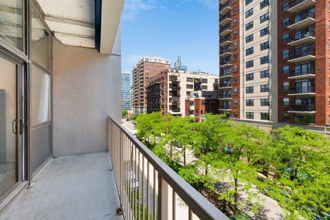 Tiny photo for 1530 S State Street #415, Chicago, IL 60605 (MLS # 12662175)