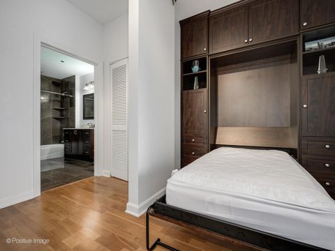 Tiny photo for 1211 S PRAIRIE Avenue #2905, Chicago, IL 60605 (MLS # 12525423)