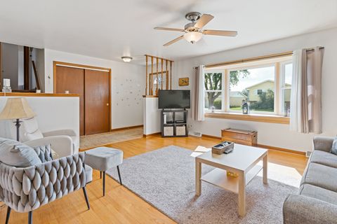 Tiny photo for 2319 Taylor Street, Joliet, IL 60435 (MLS # 12489068)