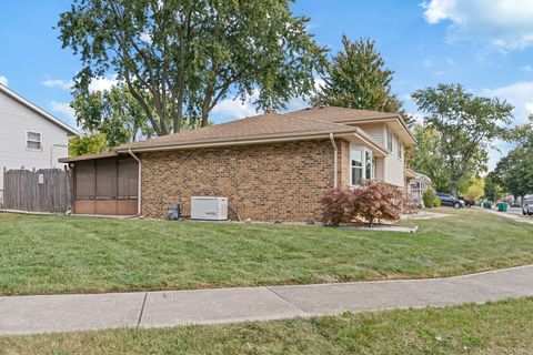 Tiny photo for 2319 Taylor Street, Joliet, IL 60435 (MLS # 12489068)