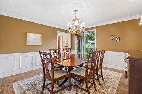 Tiny photo for 6402 Indian Head Court, Indian Head Park, IL 60525 (MLS # 12699016)