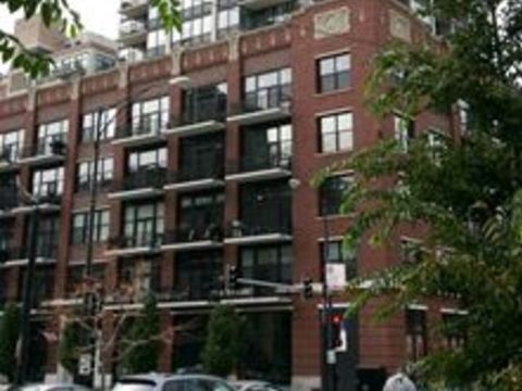 210 S Desplaines Street P-003 Chicago IL 60661
