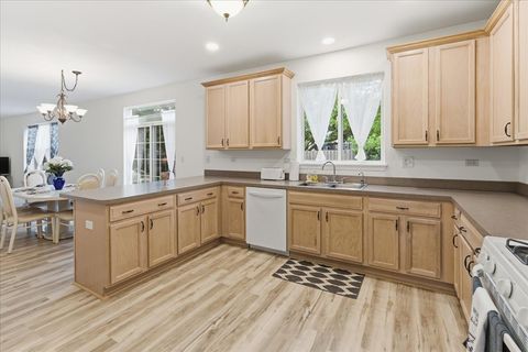 Tiny photo for 2886 Camden Drive, West Chicago, IL 60185 (MLS # 12698437)