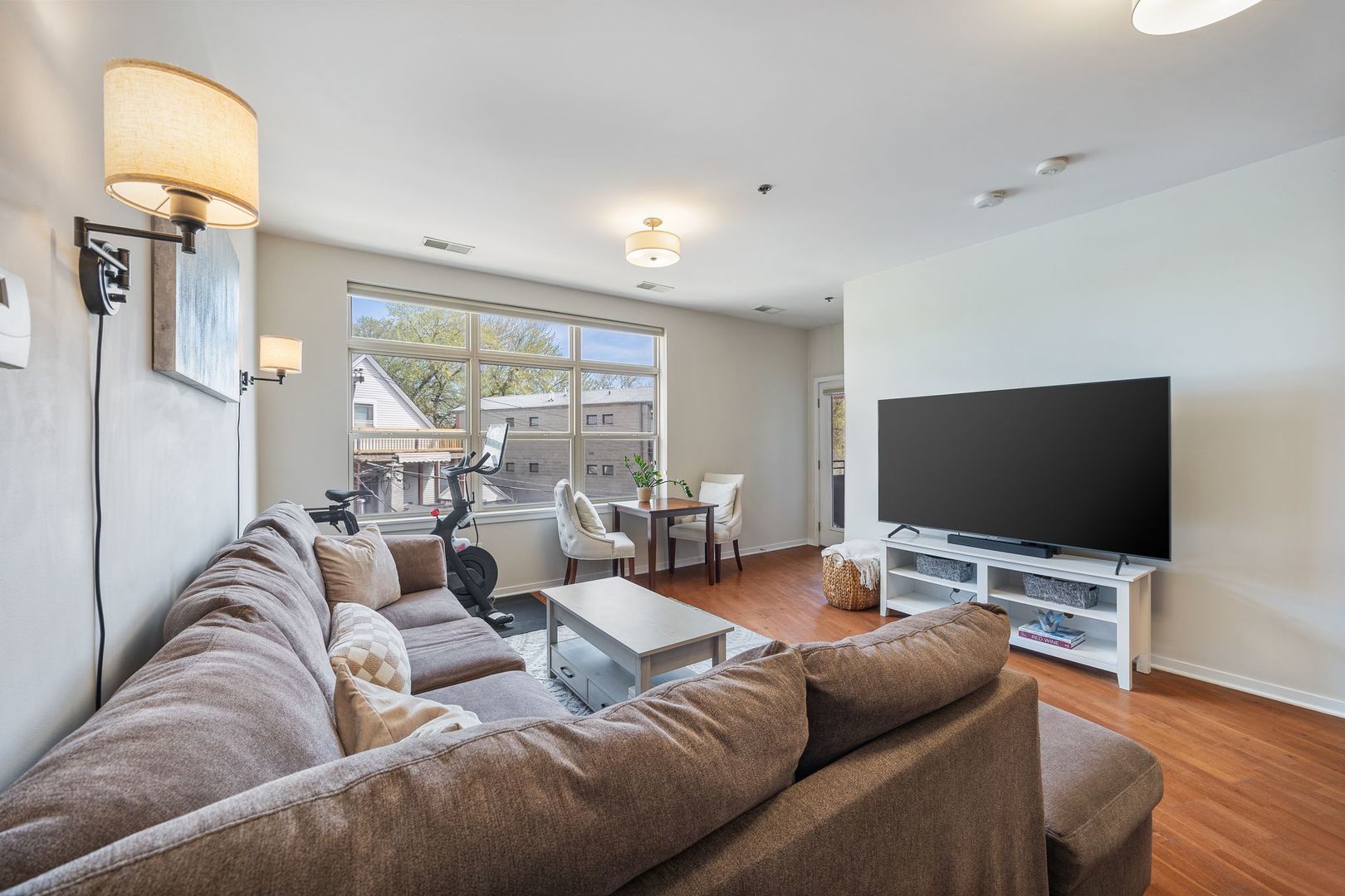 2951 N Clybourn Avenue 308