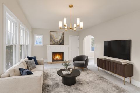 Tiny photo for 624 Lincoln Avenue, Elgin, IL 60120 (MLS # 12509391)