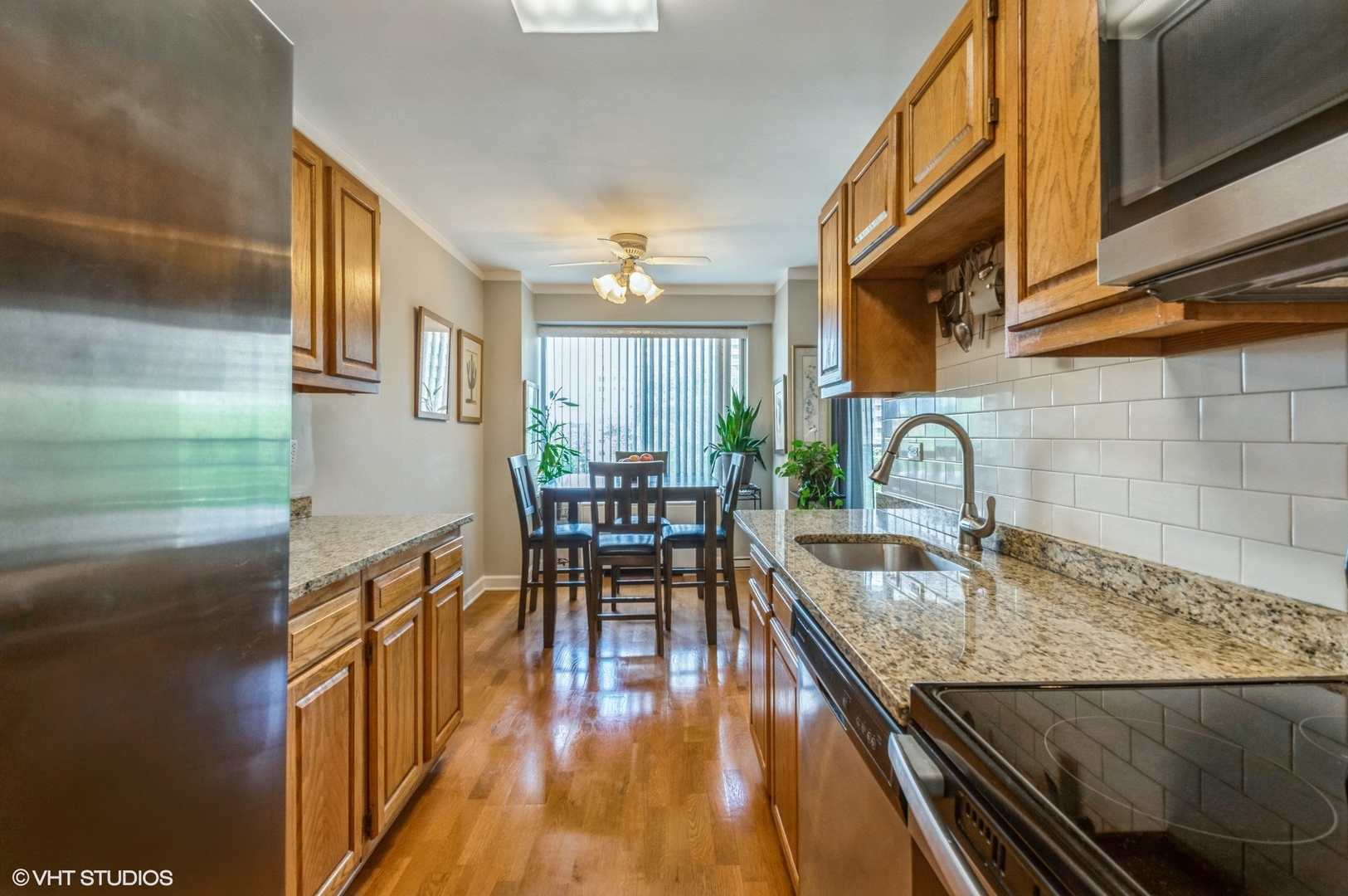7033 N KEDZIE Avenue 512