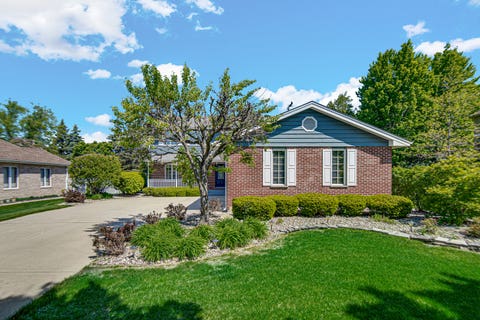 Tiny photo for 10700 Churchill Drive, Orland Park, IL 60467 (MLS # 12636360)